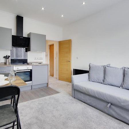 Appartamento 279 Ashley Road Poole Esterno foto